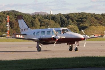 SE-LVF · Piper PA-31-350 Navajo Chieftain · (SVG / ENZV)