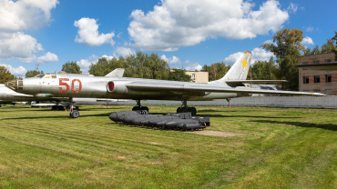 50 (1880302) Tupolev Tu-16