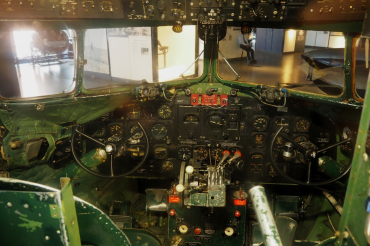 KN448 · Douglas C-47 Dakota 4 · -	United Kingdom