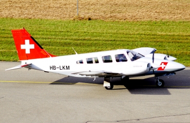 HB-LKM · Piper PA-34-200T Seneca II · (FDH / EDNY)