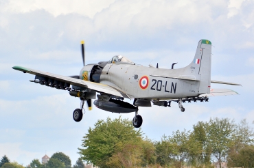 F-AZHK / 20-LN (7802) Douglas AD-4N Skyraider