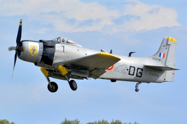 F-AZFN / 125716 Douglas A-1 Skyraider