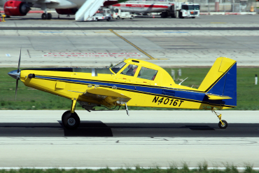 N4016T (502B-3313) Air Tractor AT-502B