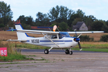N53SB · Reims-Cessna FR172H Reims Rocket · (EGSM)