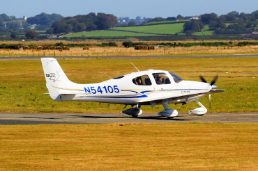 N54105 (1139) 2004 Cirrus SR22 G2