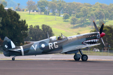 VH-HET / A58-758 1944 Supermarine Spitfire HF.VIII