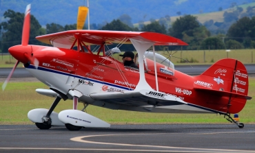 VH-UDP (N472) 1998 Pitts S-1E Special