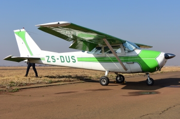 ZS-DUS (172-51497) Cessna 172E Skyhawk