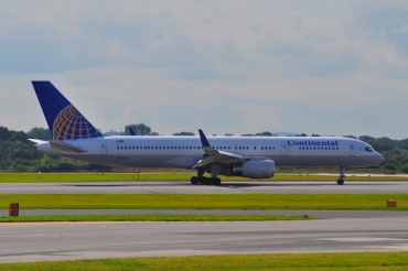 N67134 · Boeing 757-224(WL) · (MAN / EGCC)