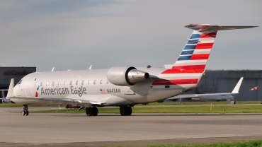 N433AW (cn 7289) Bombardier CRJ200LR