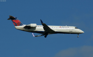 N721CA (7259) 1998 Bombardier CRJ-100ER