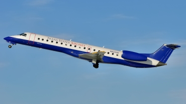 N825HK · Embraer ERJ-145LR · (YUL / CYUL)