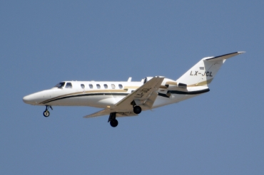 LX-JCL (cn 525A0082) Cessna 525A CJ2