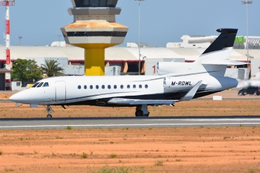 M-ROWL · Dassault Falcon 900EX · (FAO / LPFR)