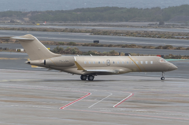 PS-UQN · Bombardier BD-700-1A10 Global 6000 · (LPA / GCLP)