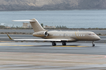 PS-UQN · Bombardier BD-700-1A10 Global 6000 · (LPA / GCLP)