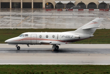 F-GSLZ (208) 1986 Dassault Falcon 100