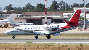 G-JBLZ · Cessna 550B Citation Bravo · (FAO / LPFR)