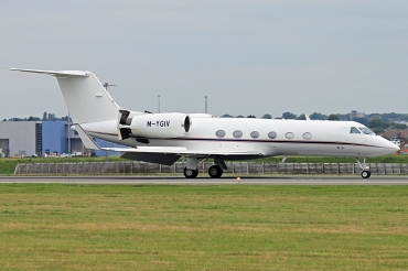 M-YGIV · Gulfstream Aerospace G-IV · (LTN / EGGW)