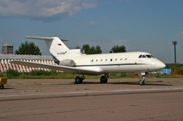 RA-87983 (9540644) Yakovlev Yak-40