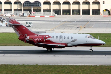 LY-FSK (cn HA-0060) Hawker Beechcraft 900XP