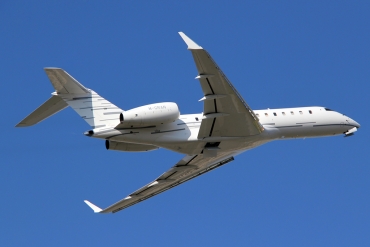M-GRAN · Bombardier BD-700-1A11 Global 5000 · (MLA / LMML)