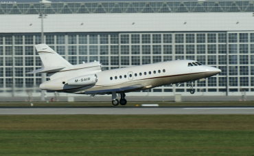 M-SAIR (141) 1995 Dassault Falcon 900B