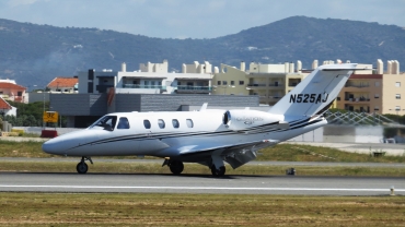 N525AJ · Cessna 525 CitationJet CJ1 Plus · (FAO / LPFR)