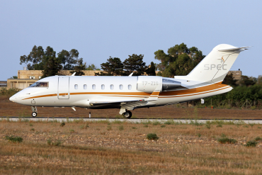 T7-ZIS · Bombardier CL-600 - 2B16 Challenger 650 · (MLA / LMML)