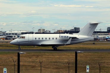 VH-BLM · Bombardier CL-600-2B16 Challenger 604 · (SYD / YSSY)