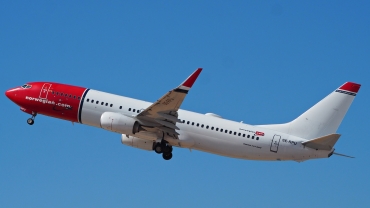 SE-RPU (42078) 2015 Boeing 737-8JP WL