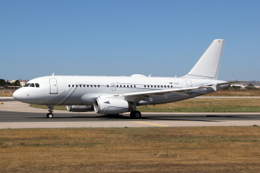 HB-JJJ (2421) 2005 Airbus A319-133(CJ)