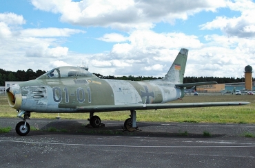 01+01 (S6-1591) Canadair CL-13B-6 Sabre