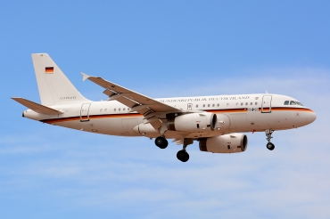 15+02 (4060) 2009 Airbus A319-133 CJ