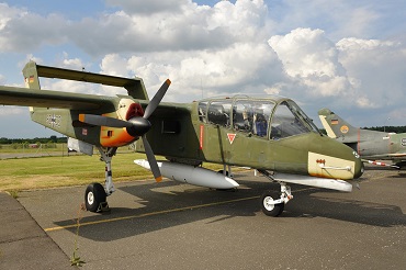 99+33 (338-18) 1971 North American Rockwell OV-10B Bronco