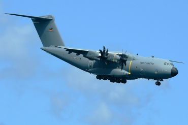 54+08 (046) 2016 Airbus A400M-180