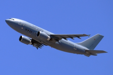 10+23 (503) 1989 Airbus A310-304