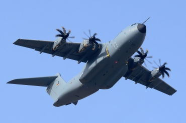54+03 (030) 2015 Airbus A400M-180
