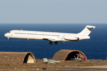 P4-MDI (49847) 1989 McDonnell Douglas MD-83