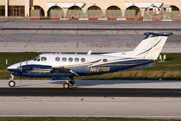 N627GB · Beechcraft 300 Super King Air · (MLA / LMML)