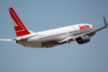 OE-LNQ (cn 30421) Boeing 737-8Z9