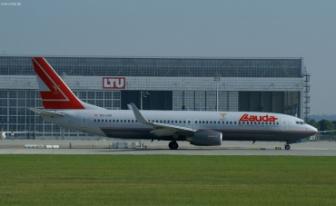 OE-LNR (33833) 2005 Boeing 737-8Z9 WL