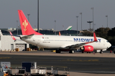 SU-MWD (28591) 1999 Boeing 737-86N(WL)