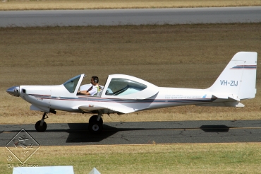 VH-ZIJ (82082/C2) Grob G-115C-2