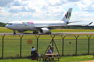 EC-MAJ (992) 2009 Airbus A330-243