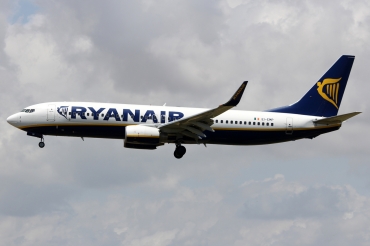 EI-EMP (40285) 2010 Boeing 737-8AS(WL)