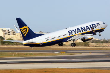 9H-QDC (44752) 2016 Boeing 737-8AS(WL)