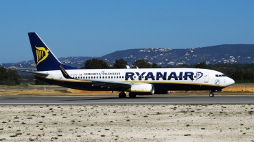 EI-DPD · Boeing 737-8AS(WL) · (FAO / LPFR)