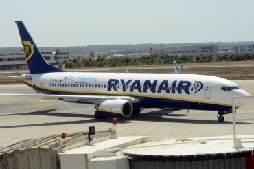 EI-EFA · Boeing 737-8AS · (PMI / LEPA / LESJ)