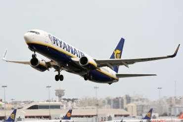 EI-EFF (35016) 2009 Boeing 737-8AS(WL)